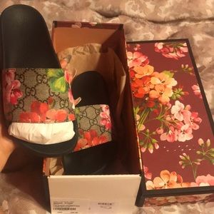 Gucci slides